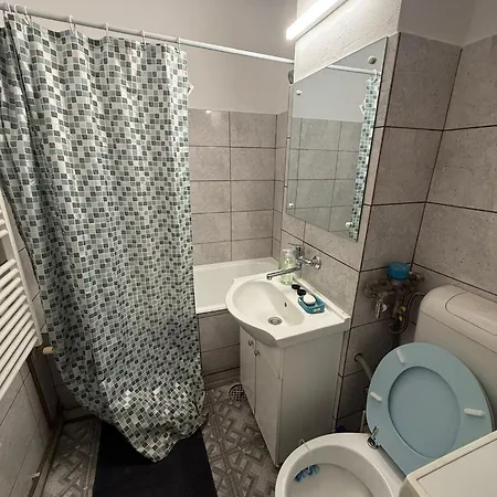 Decomandat , 2 Апартамент Крайова