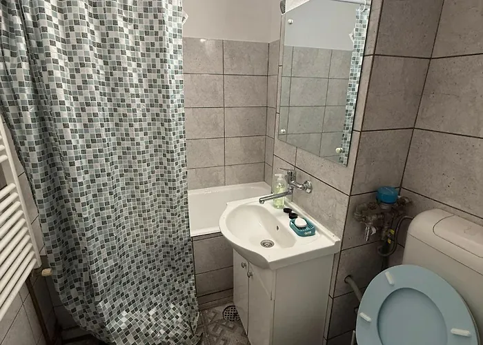 Decomandat , 2 Apartament Krajowa